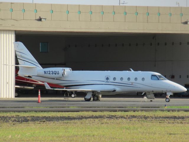 Gulfstream G150 N123QU