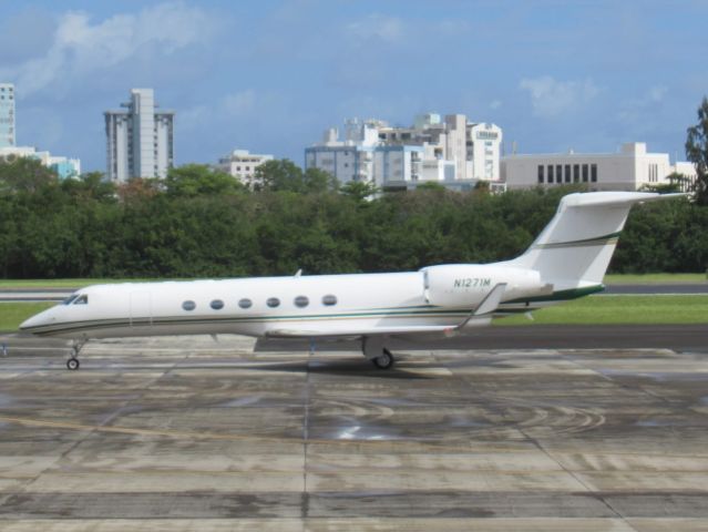 Gulfstream GV N1271M