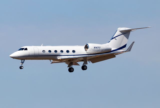 Gulfstream G450 N14717