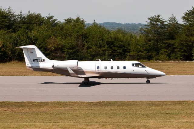 Learjet 55 N155ER