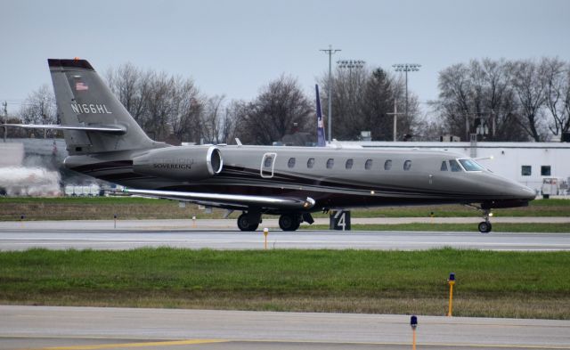 Citation Sovereign N166HL