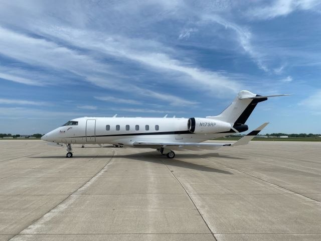 Challenger 300/350 N179RP