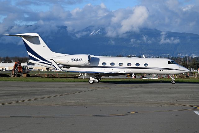 Gulfstream G350 N236KR