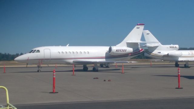 Challenger 604 N253QS