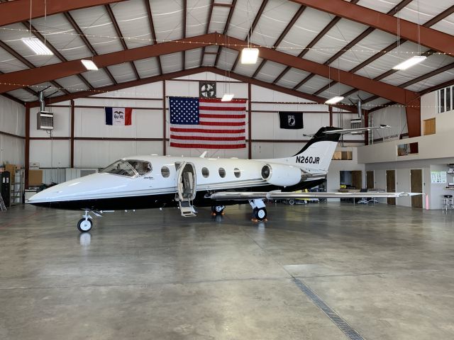 Beechjet 400A N260JR
