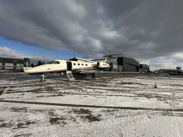 Phenom 300 N301FX