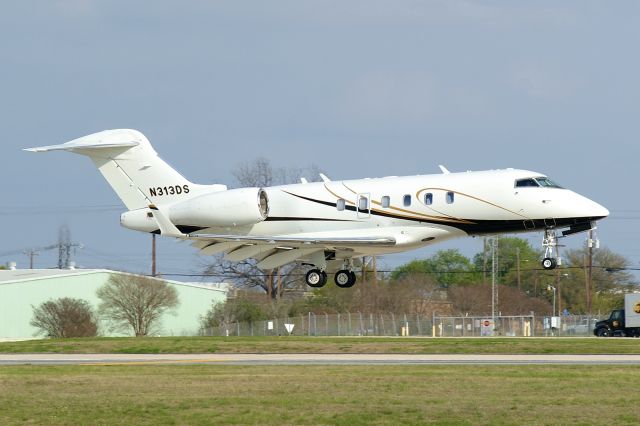 Challenger 300/350 N313DS