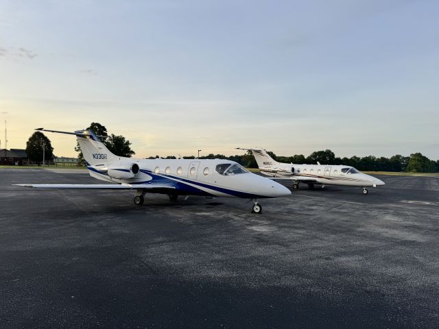 Beechjet 400A N330R