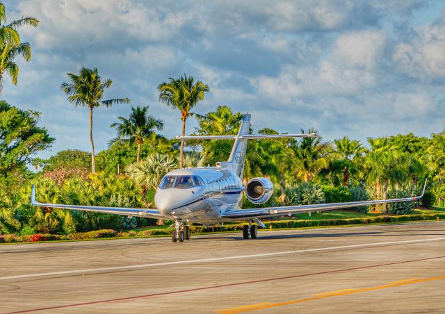 Hawker 850XP N333MV