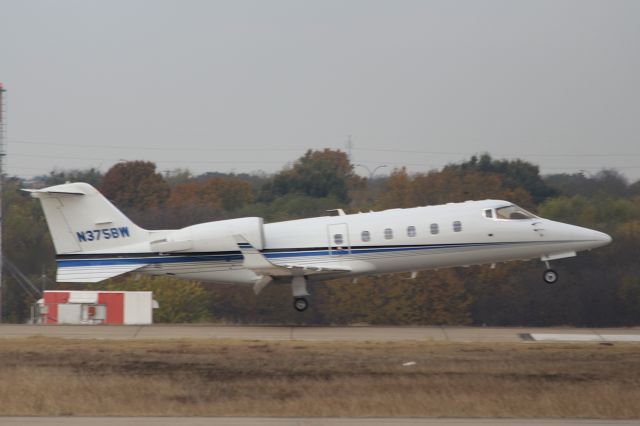 Learjet 60 N375BW