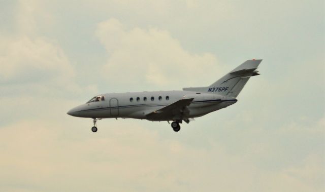 Hawker 800XP N375PF