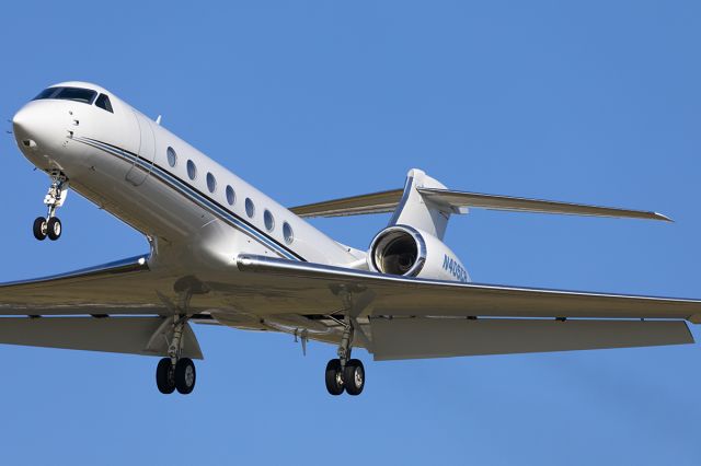 Gulfstream G550 N405CB