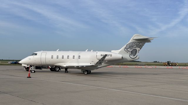 Challenger 300/350 N435FG