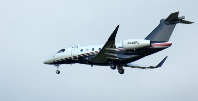 Praetor 500 N445FX
