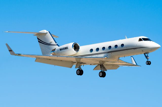 Gulfstream GIV N445MD