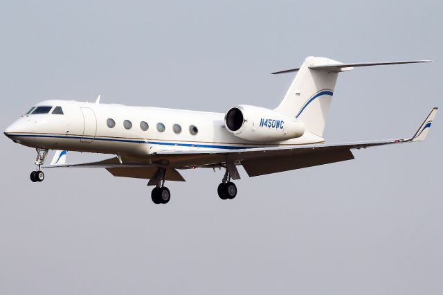 Gulfstream G450 N450WC