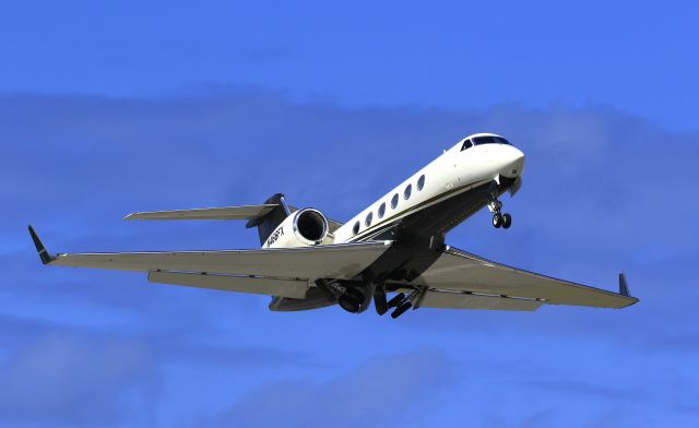 Gulfstream G400 N466FX