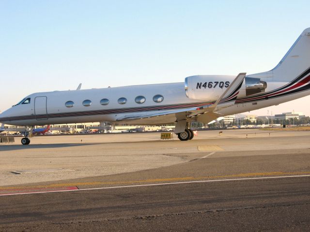 Phenom 300 N467QS