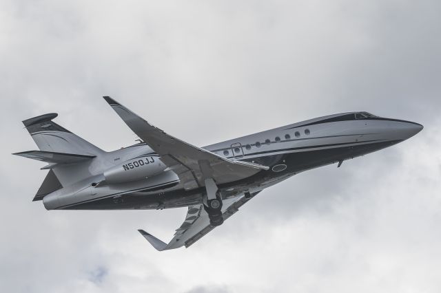 Falcon 900EX N500JJ
