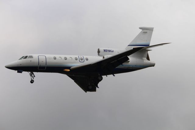 Falcon 50 N516CJ