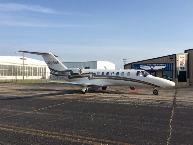Citation CJ3 N525NE