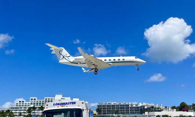Gulfstream G550 N530PM