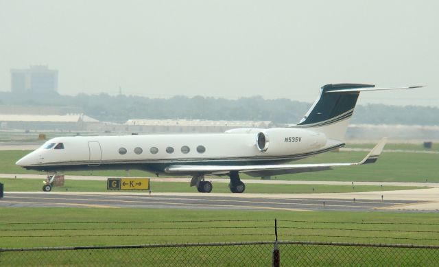 Gulfstream GV N535V