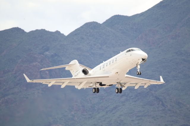 Challenger 300/350 N550XJ