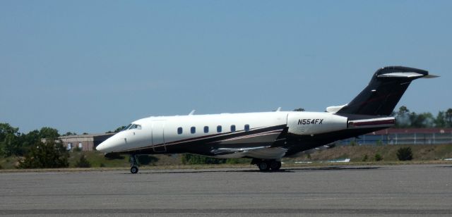 Challenger 300/350 N554FX