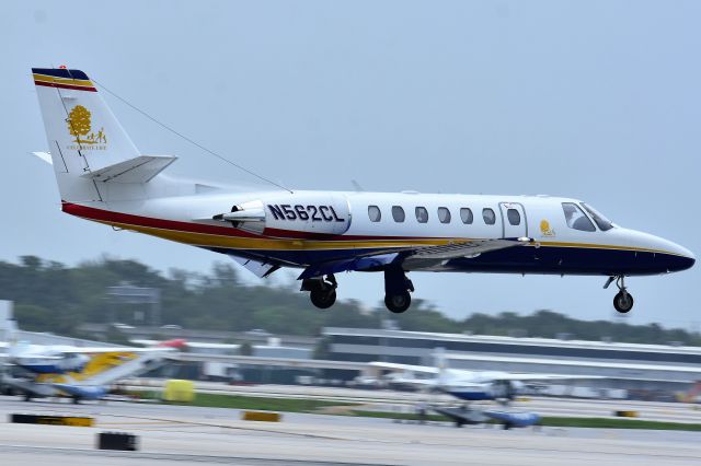 Citation V N562CL