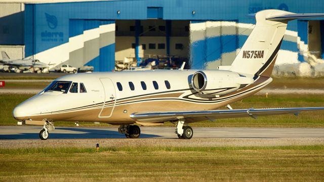 Citation VII N575HA