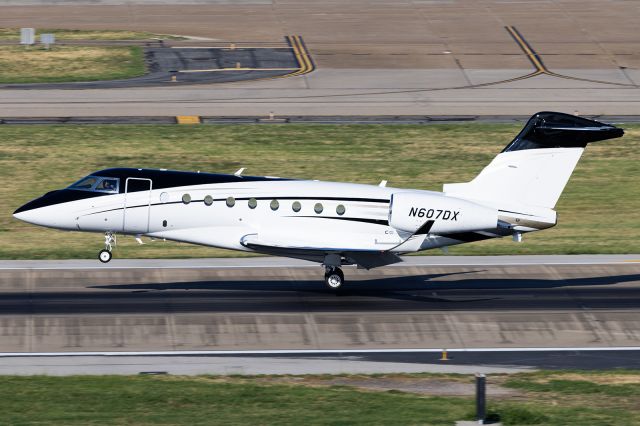 Gulfstream G280	 N607DX