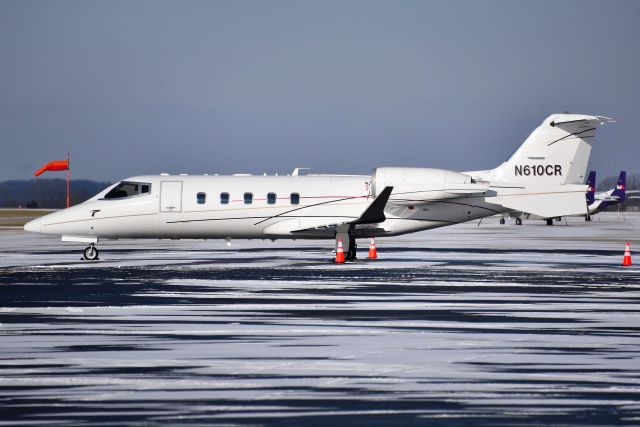 Learjet 60 N610CR