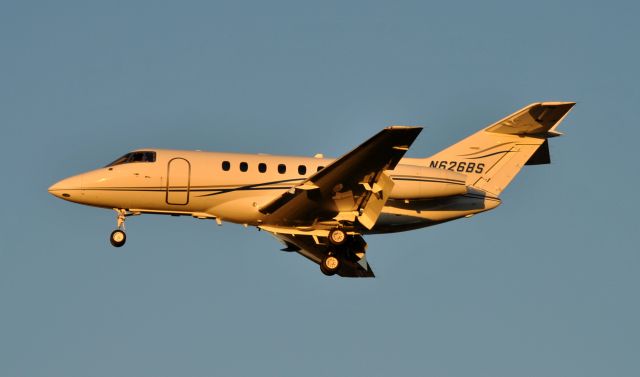 Hawker 750 N626BS
