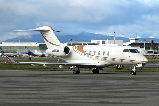 Challenger 300/350 N633N