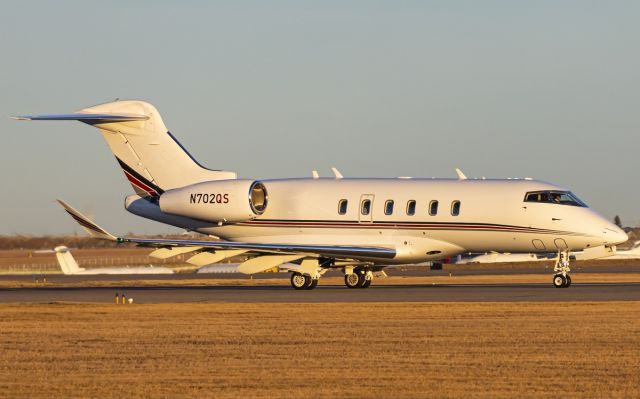 Challenger 300/350 N702QS