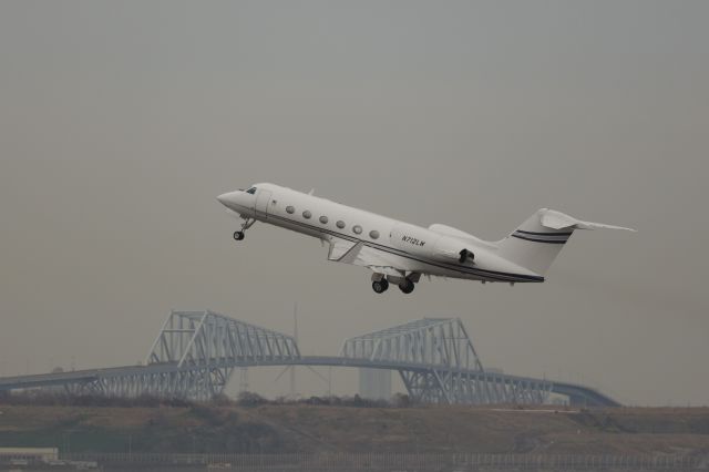 Gulfstream G550 N712LW