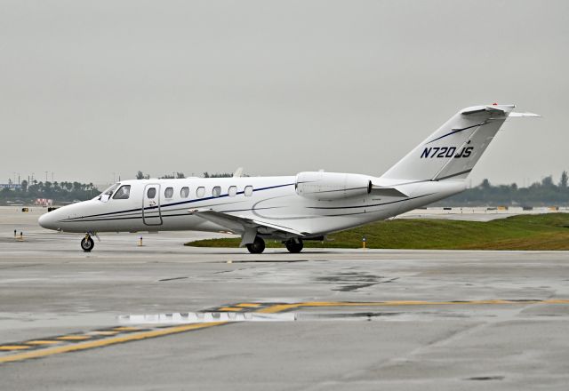 Citation CJ3 N720JS