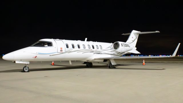 Learjet 45 N726MJ