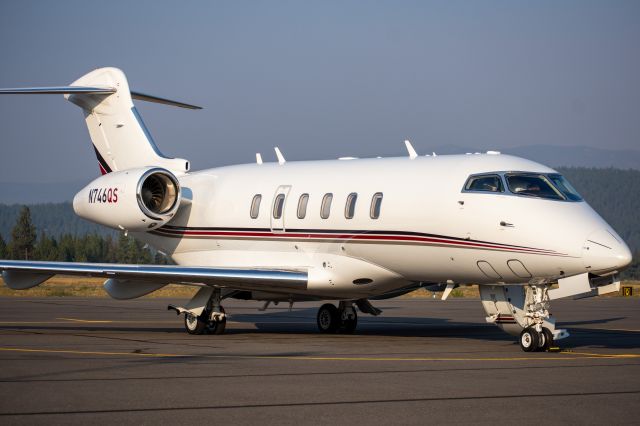 Challenger 300/350 N746QS