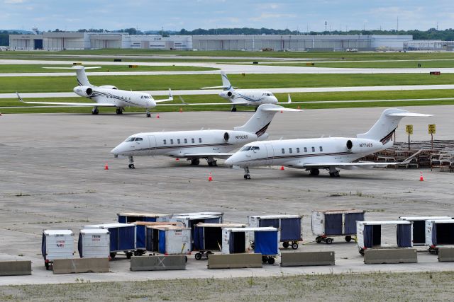 Challenger 300/350 N774QS