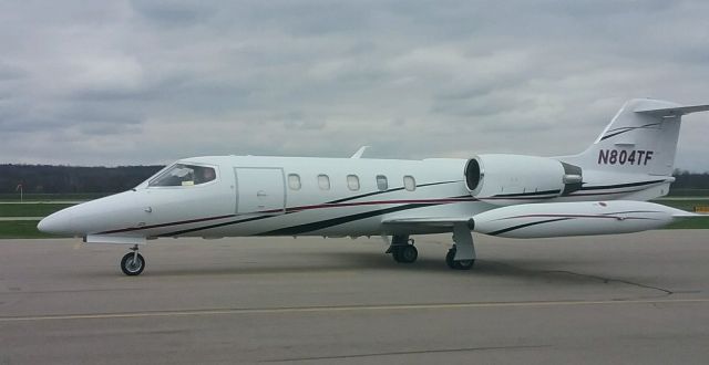 Lear 35 N804TF