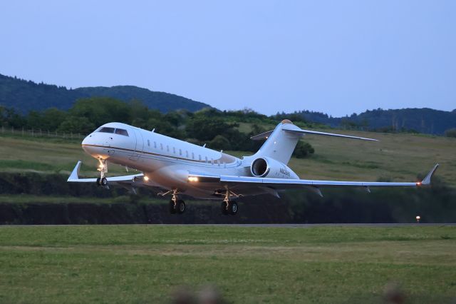 Global Express / 5000 N806HK