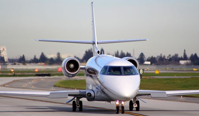 Gulfstream G200 N819AP