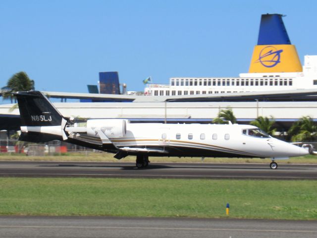 Learjet 60 N85LJ