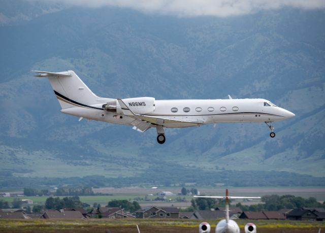 Gulfstream GIV N86MS