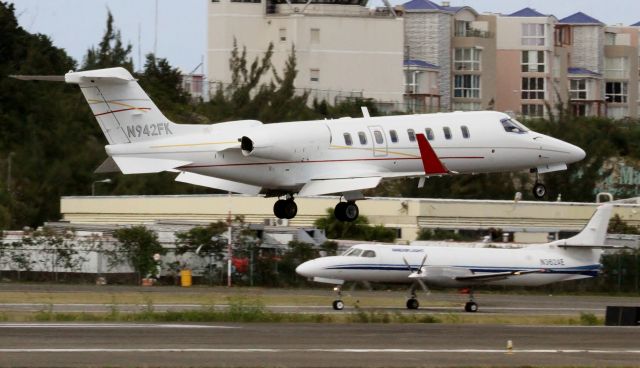 Learjet 45 N942FK