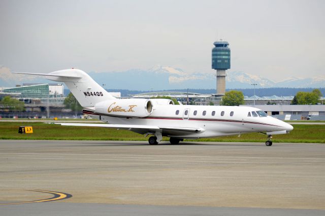 Citation Latitude N944QS