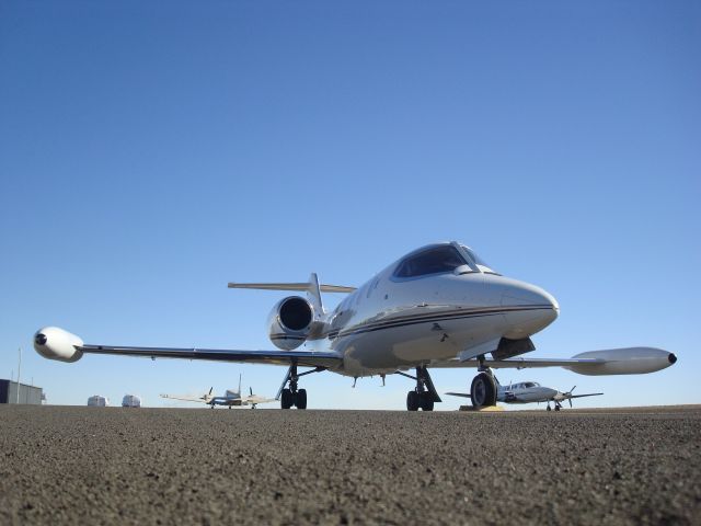 Lear 35 N990LC